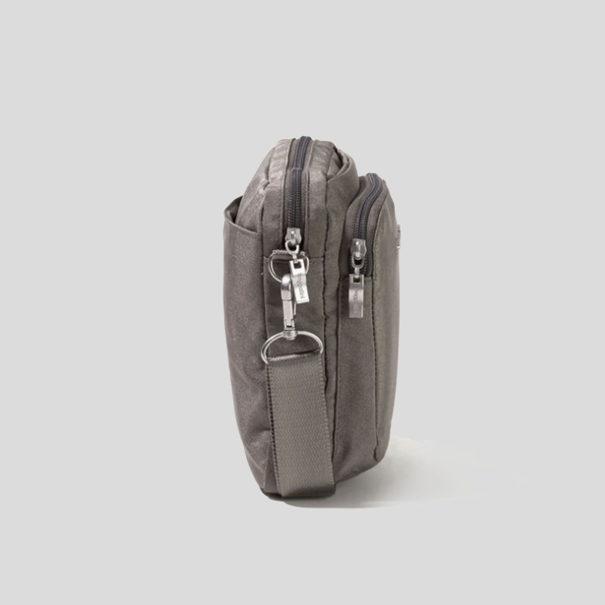 Modern Everywhere Explorer Crossbody | Sterling Shimmer